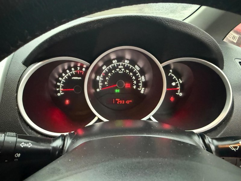 KIA VENGA