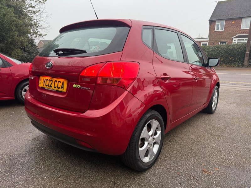 KIA VENGA