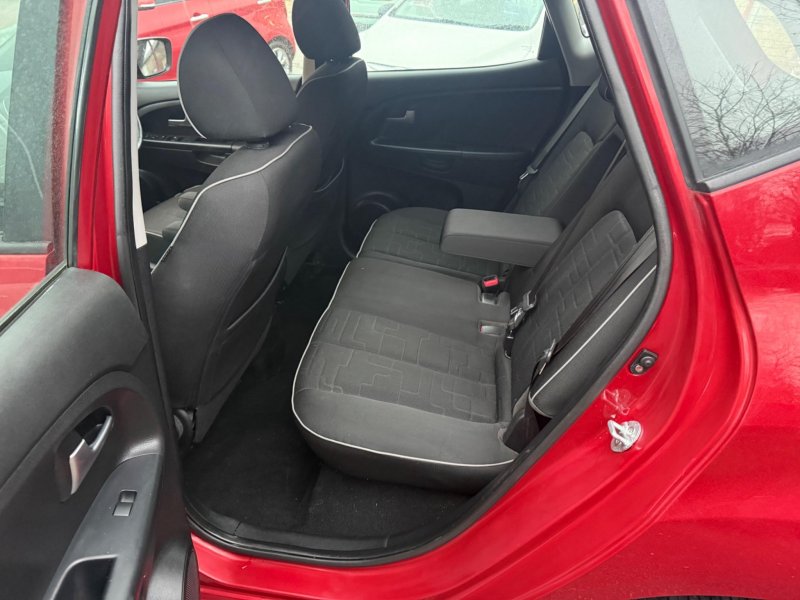 KIA VENGA