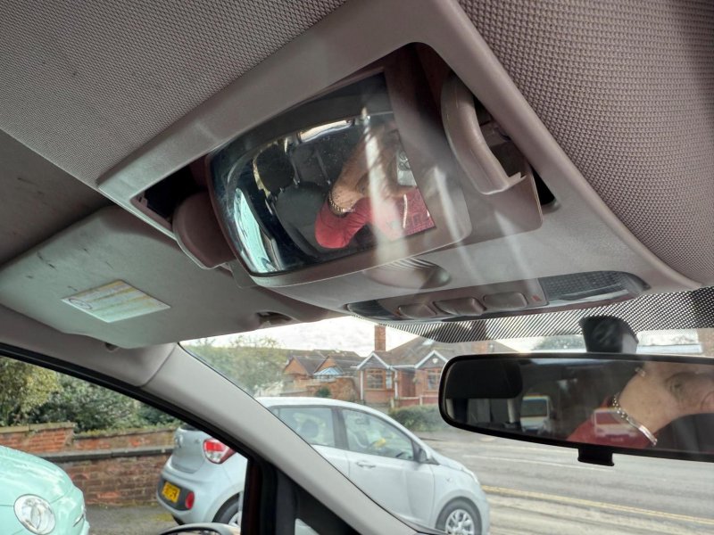 FORD B-MAX