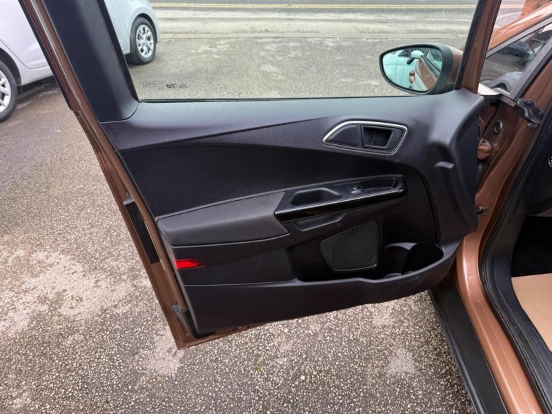 FORD B-MAX