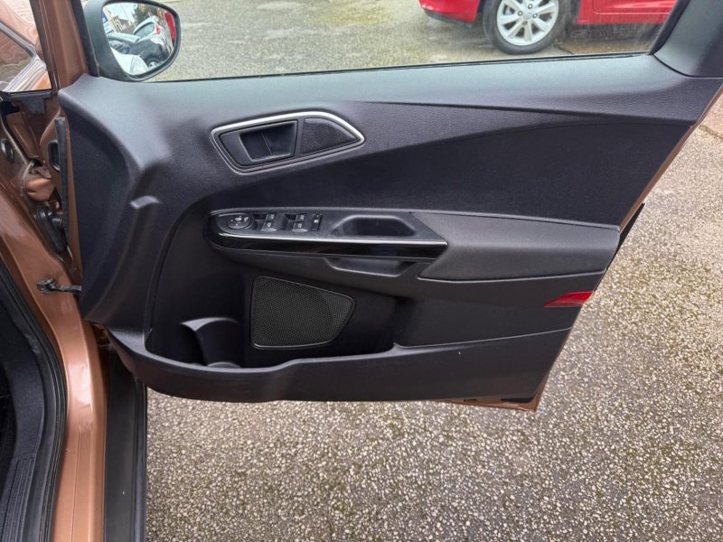 FORD B-MAX