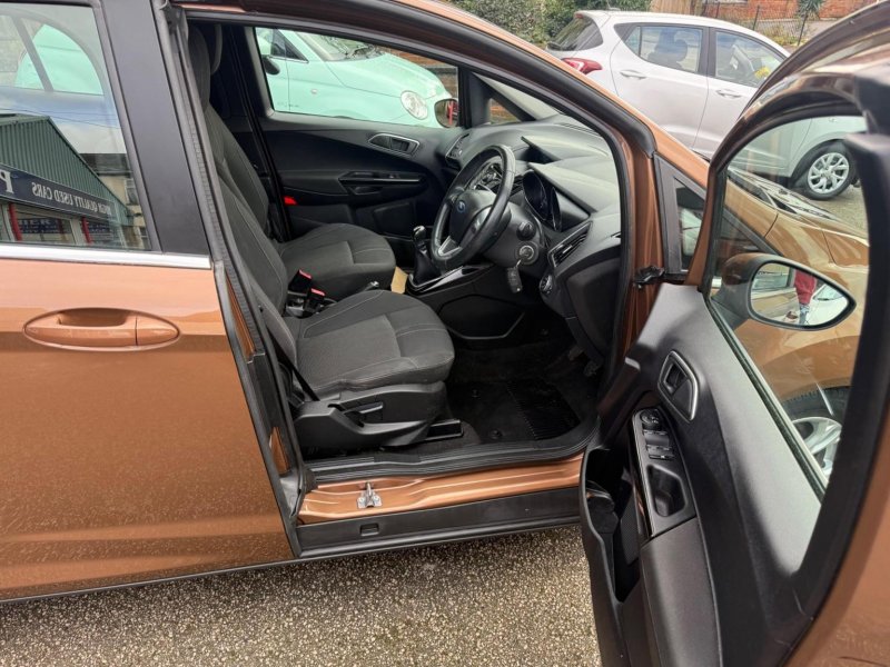 FORD B-MAX