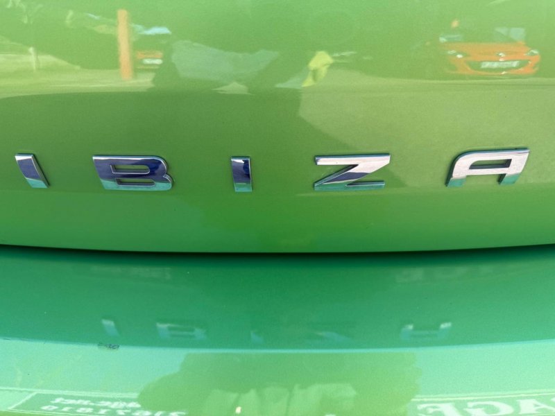 SEAT IBIZA