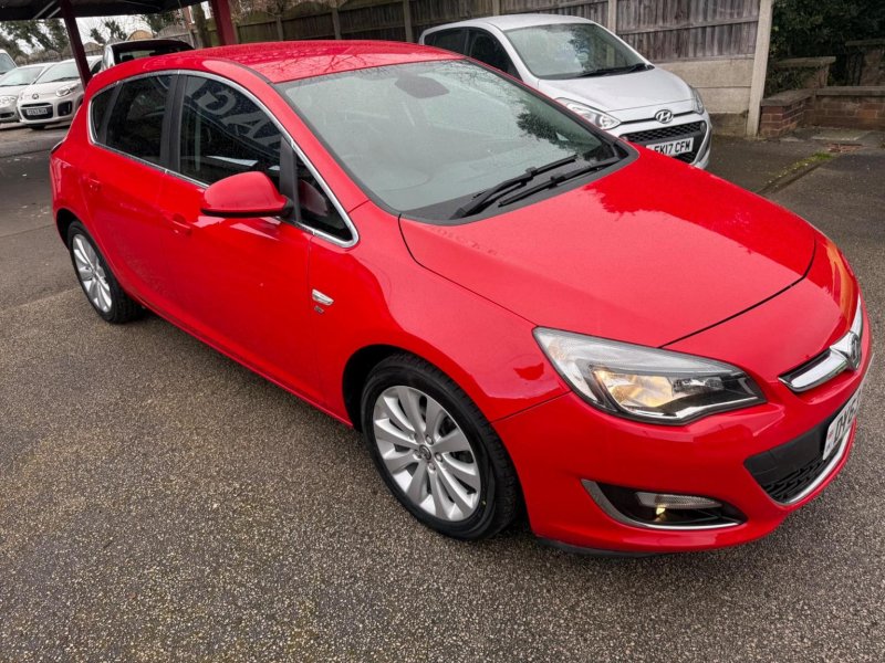 VAUXHALL ASTRA