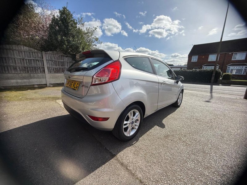 FORD FIESTA