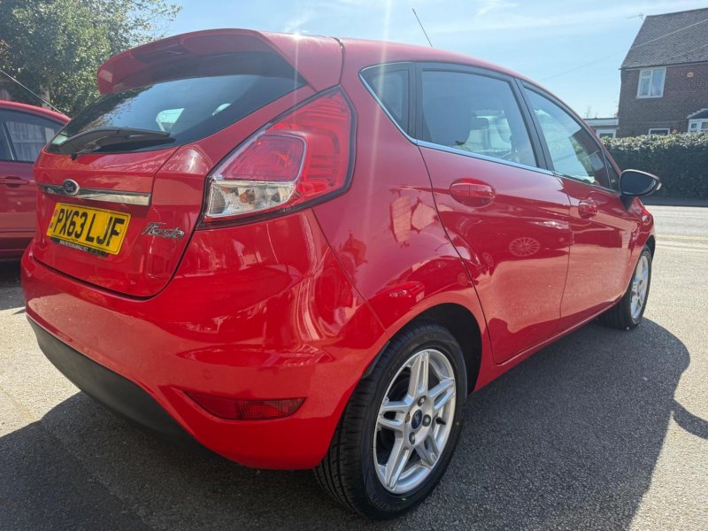 FORD FIESTA