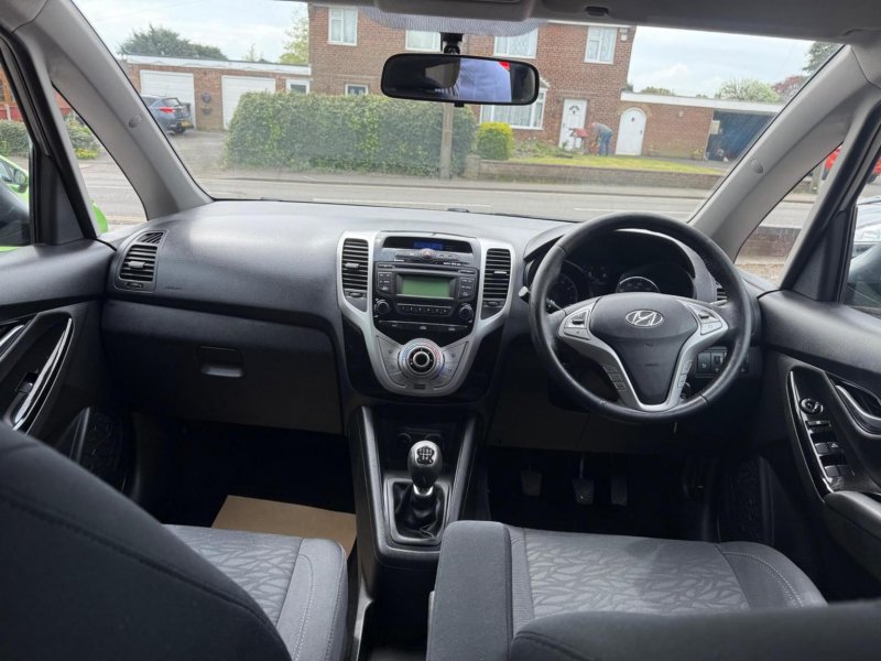 HYUNDAI IX20