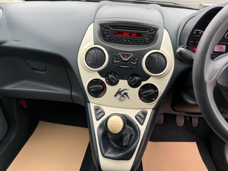 FORD KA