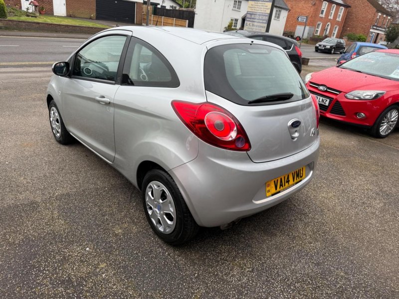 FORD KA