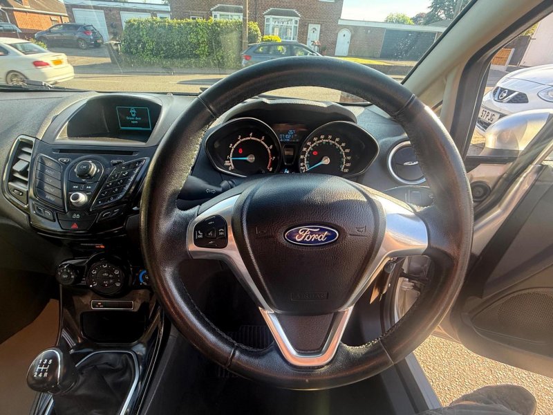 FORD FIESTA