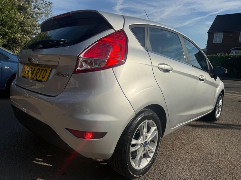 FORD FIESTA