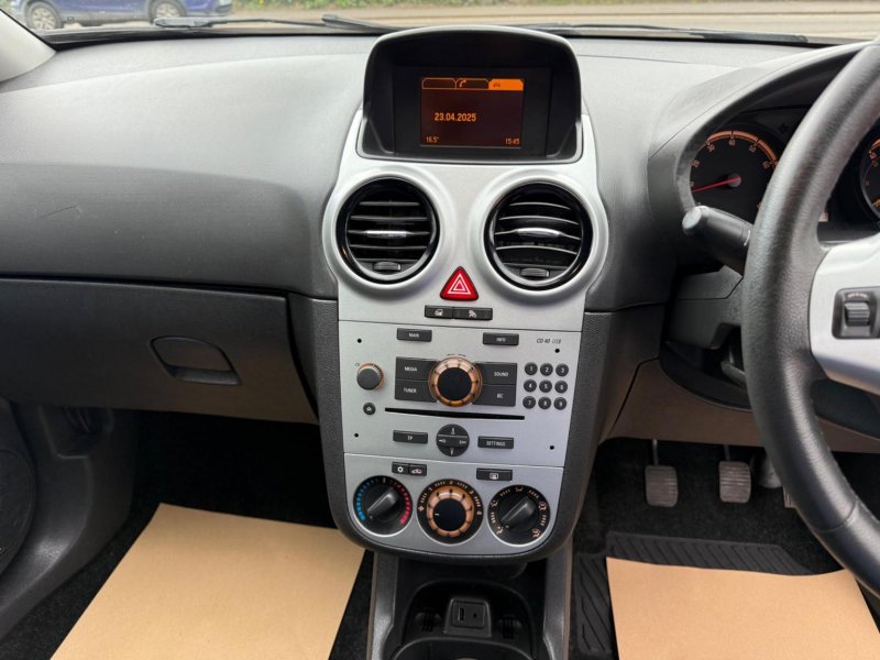 VAUXHALL CORSA