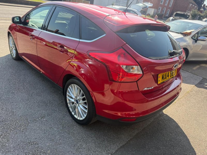 FORD FOCUS