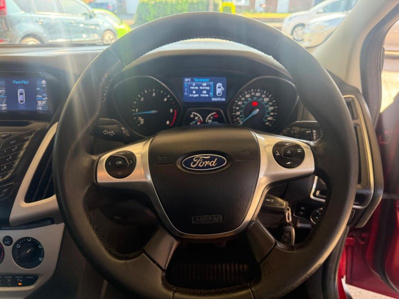 FORD FOCUS