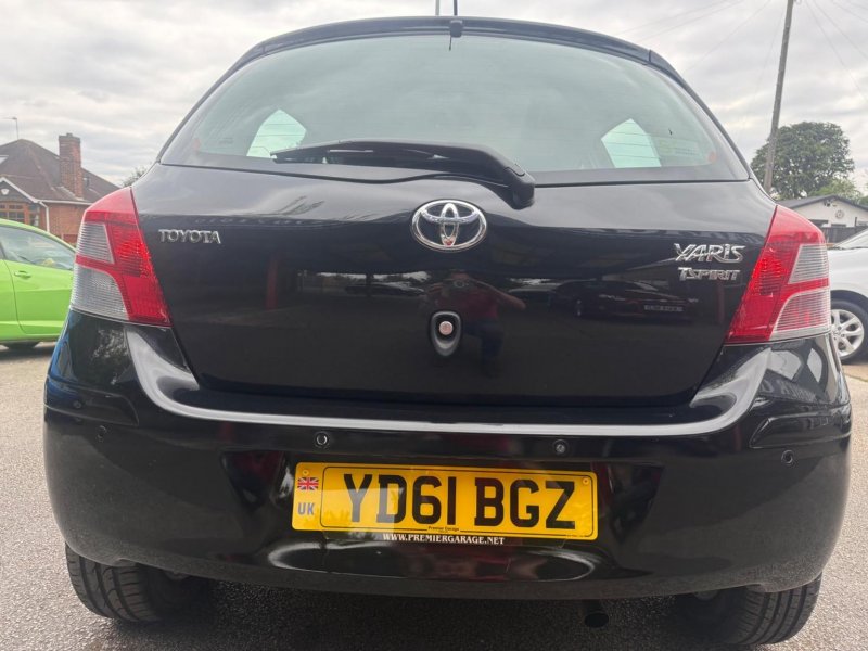 TOYOTA YARIS