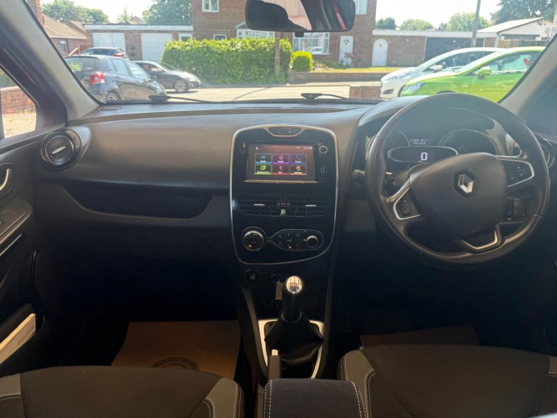 RENAULT CLIO