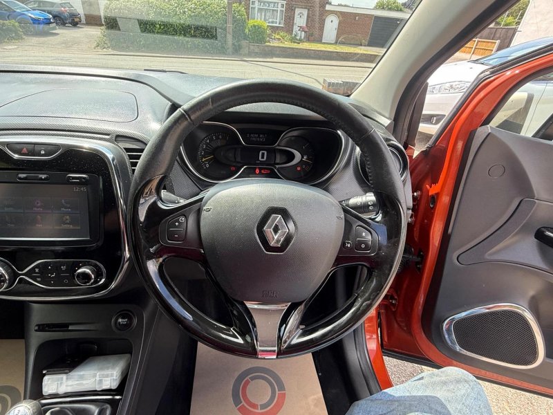RENAULT CAPTUR