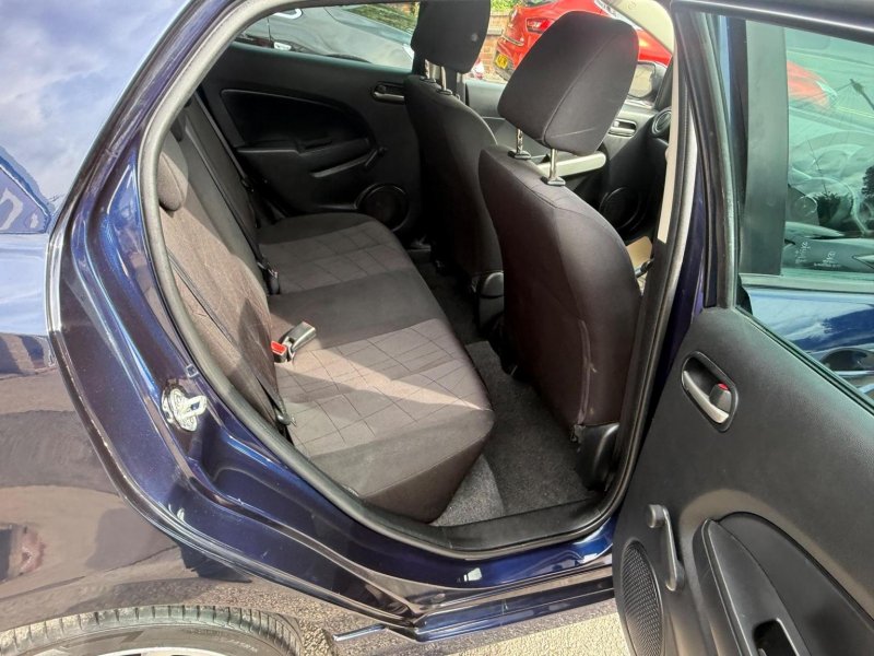 MAZDA MAZDA2