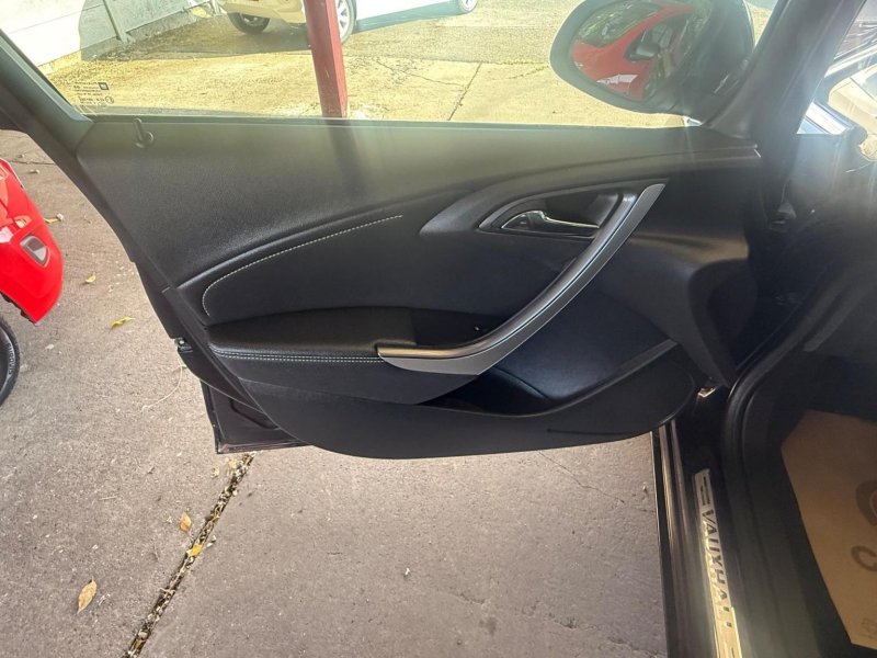 VAUXHALL ASTRA