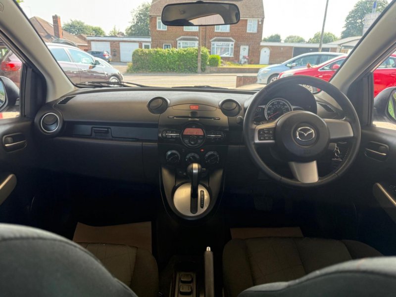 MAZDA MAZDA2
