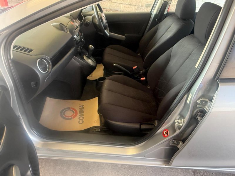 MAZDA MAZDA2