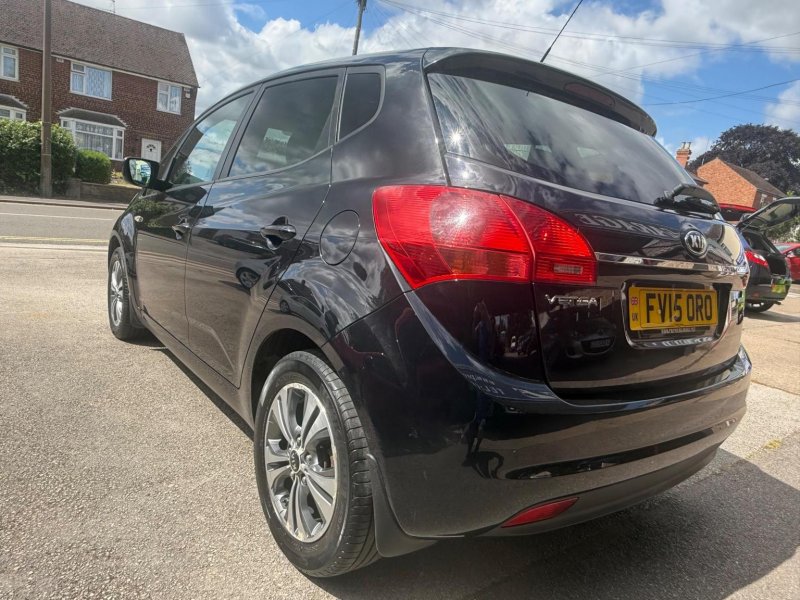 KIA VENGA