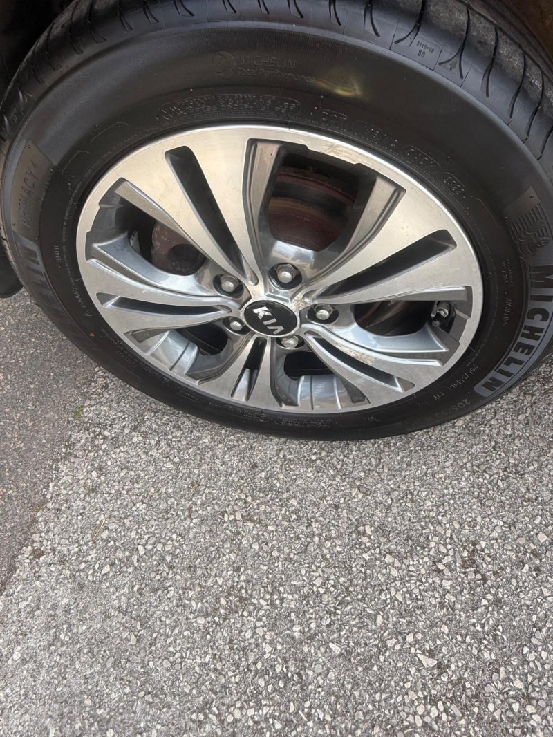 KIA VENGA
