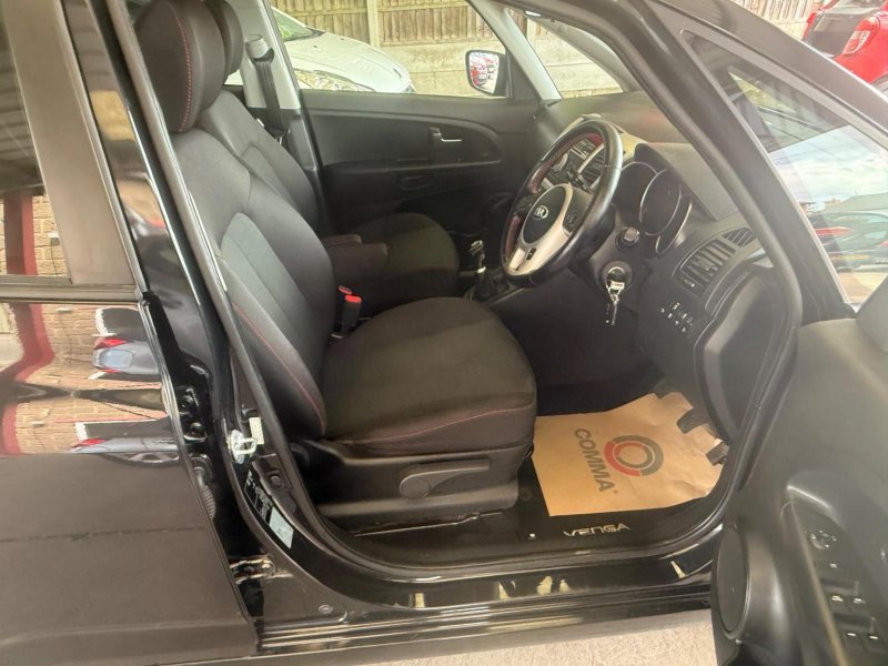 KIA VENGA