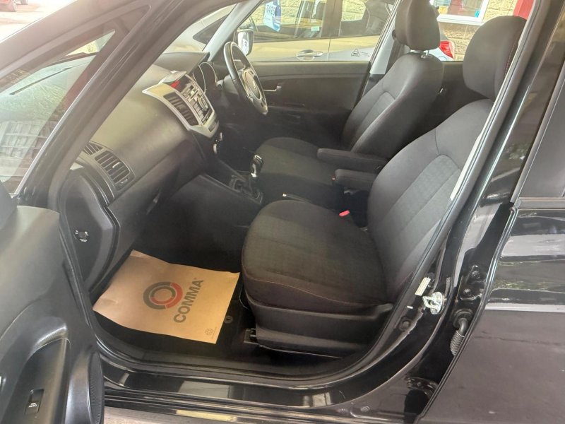 KIA VENGA