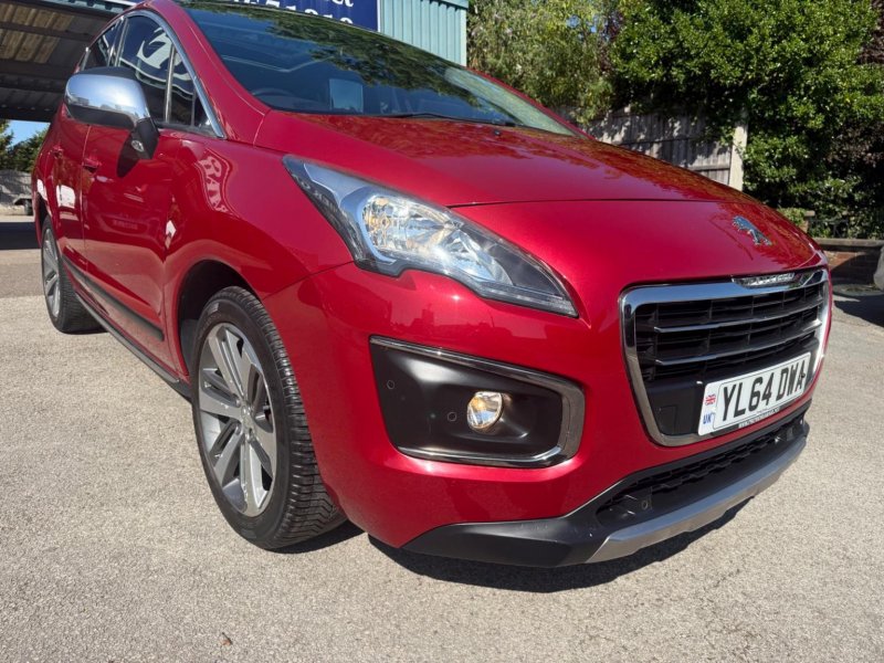 PEUGEOT 3008