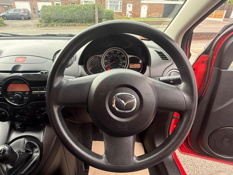 MAZDA MAZDA2