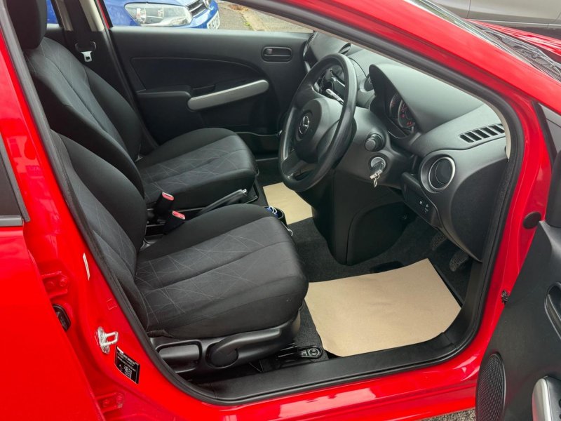 MAZDA MAZDA2